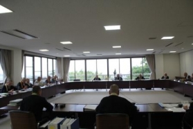 一隅を照らす運動理事会