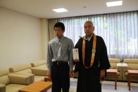 比叡山中学校が東日本大震災義援金を寄託