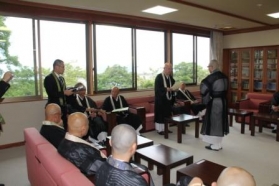 一隅を照らす運動支部長任命式